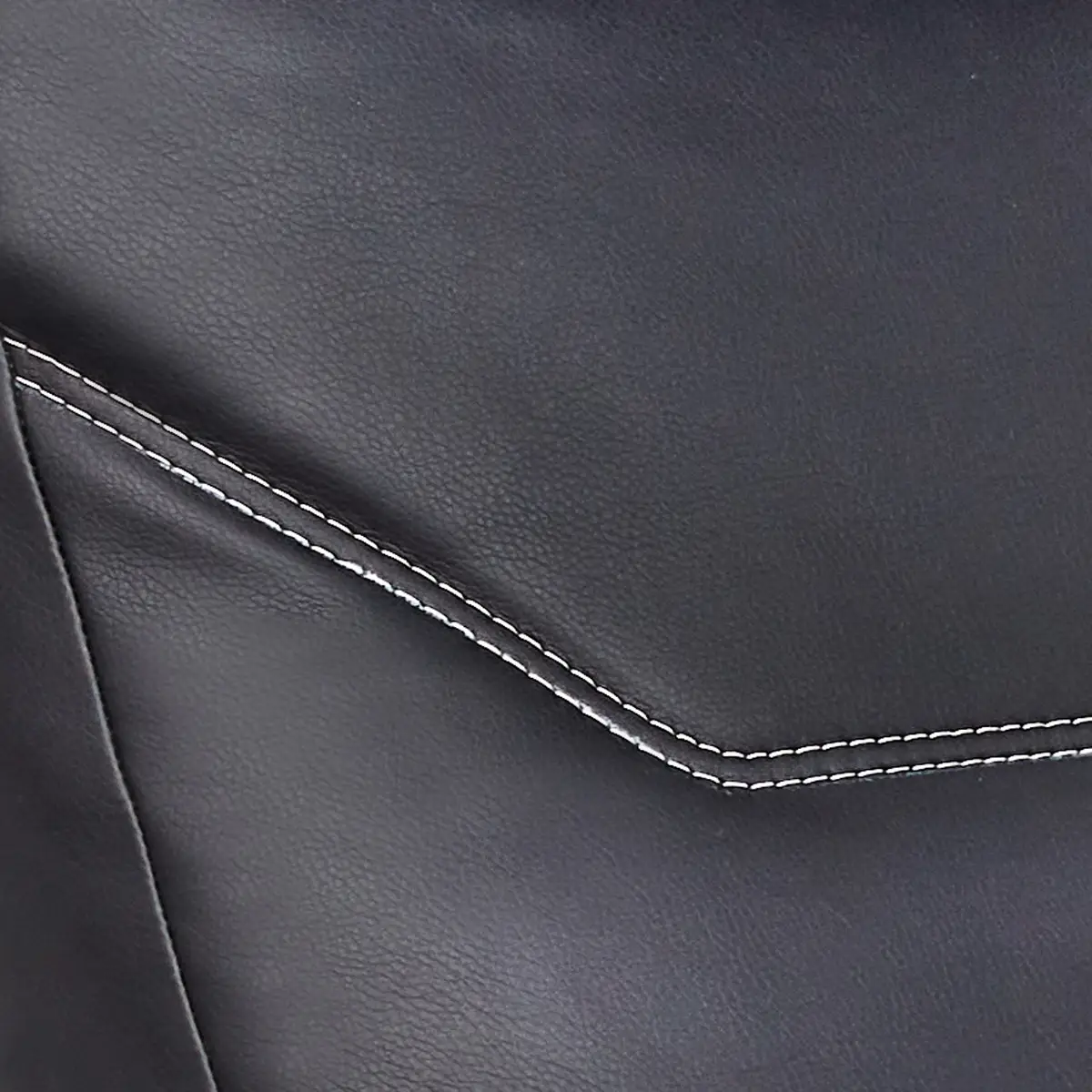 NuraSync Lounger - Premium Craftsmanship Detail